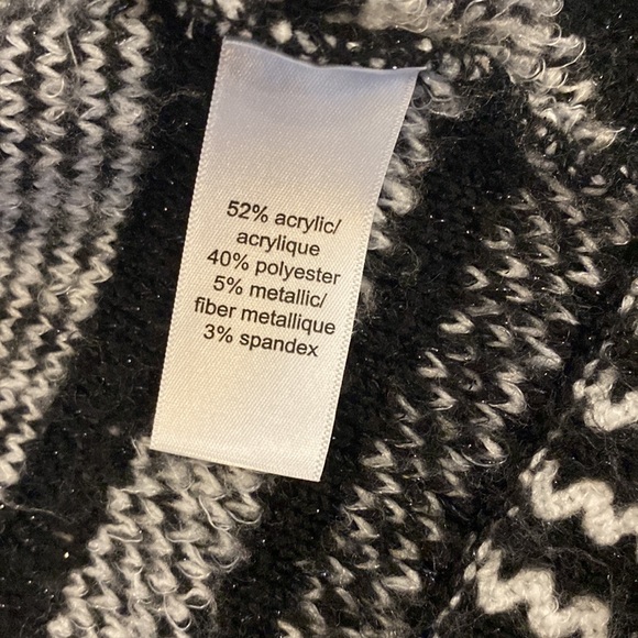 Maurices cardigan EUC - Picture 4 of 4